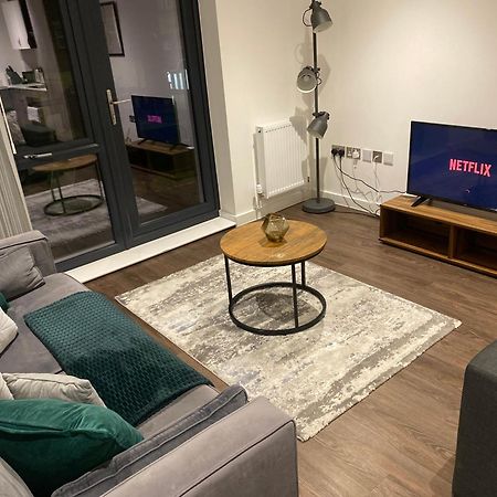 Luxury York Apartment, Free Parking & Free Gym מראה חיצוני תמונה