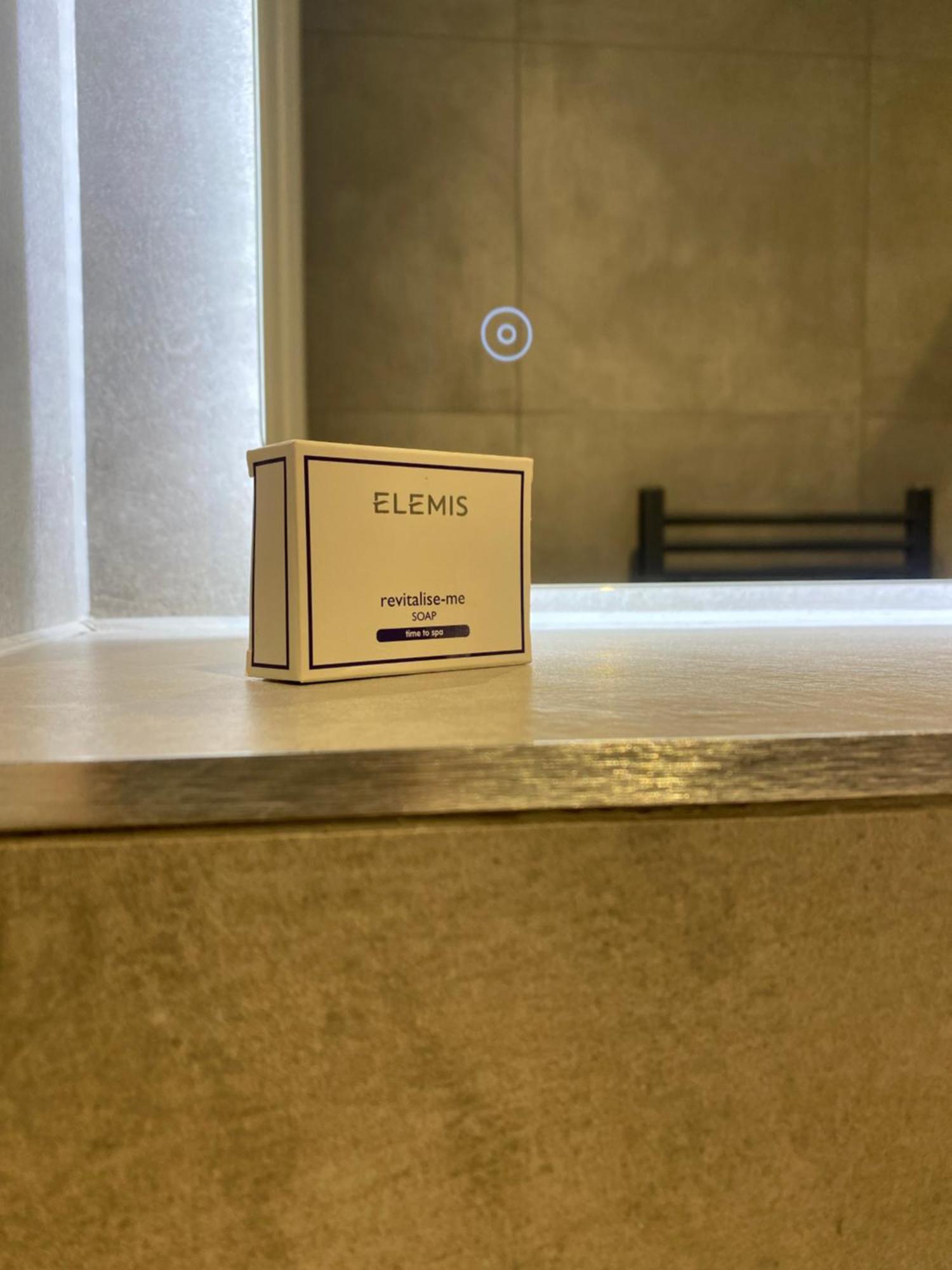 Luxury York Apartment, Free Parking & Free Gym מראה חיצוני תמונה